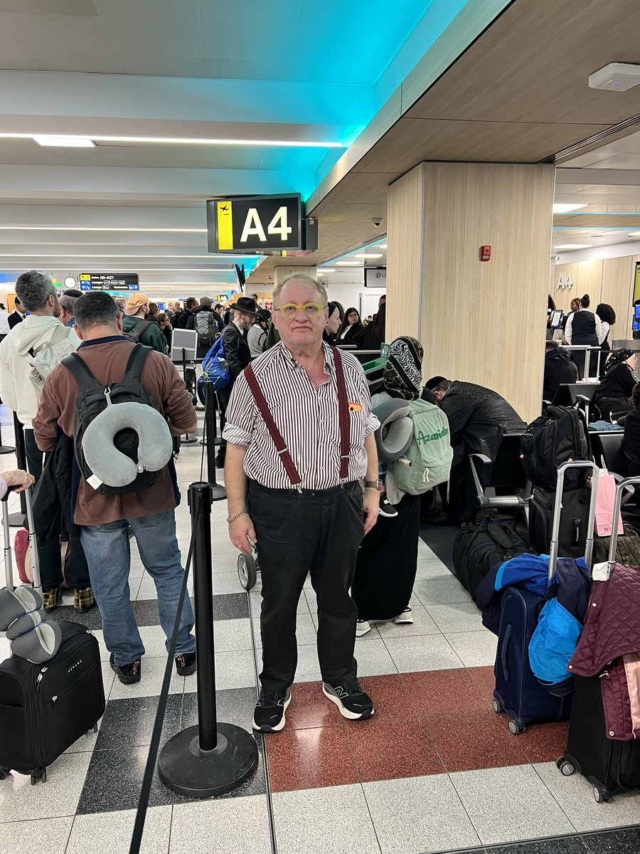 Tuvia Tenenbom tweet media