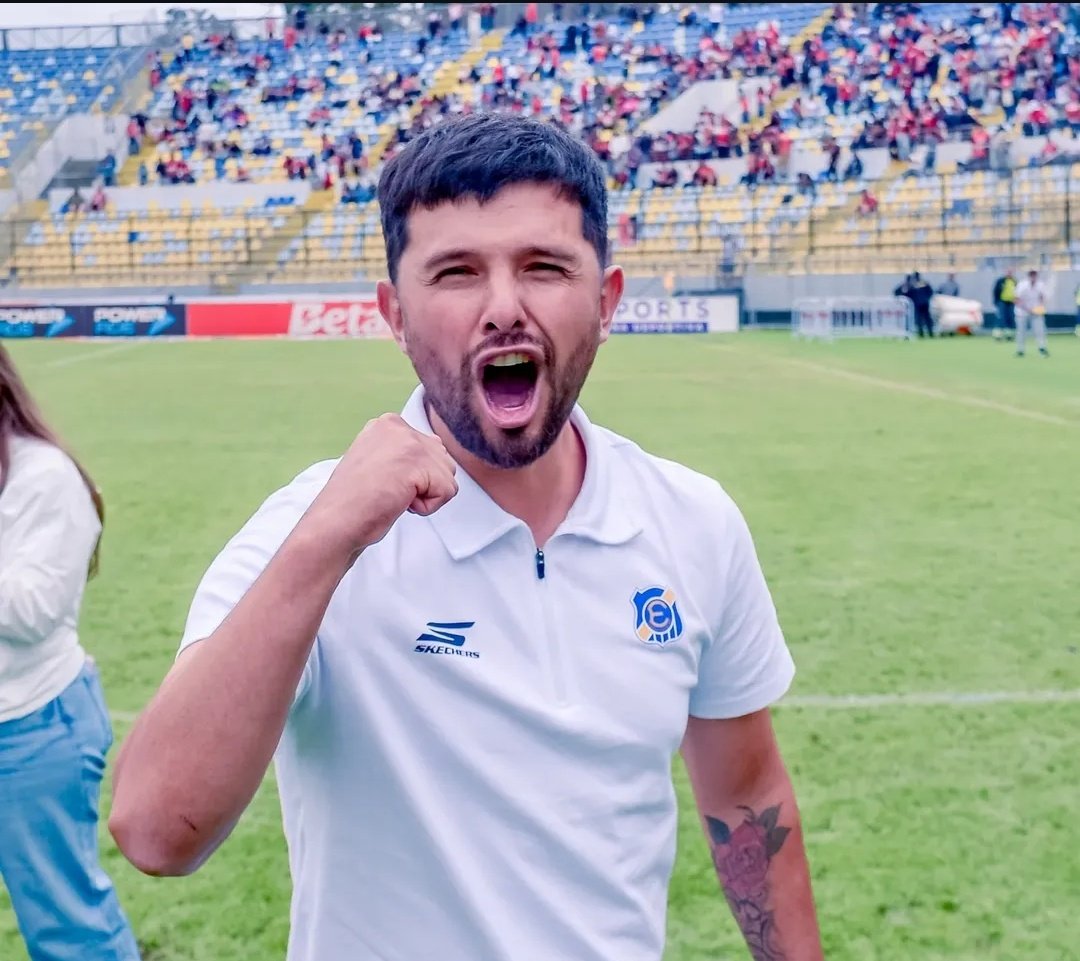 Everdatos tweet media