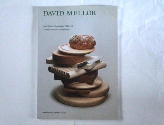 ［イギリスは大人かわいい！］
私のとっての聖地巡礼、David Mellorの、キッチン＆テーブル周りのカタログ その1

ricorice.exblog.jp/30602817/