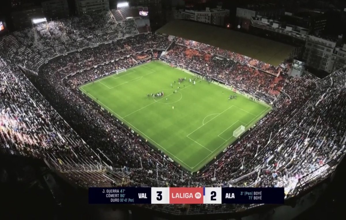 Niklas H tweet media