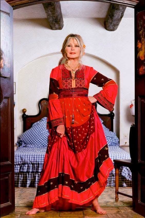 Loovenelle's tweet image. « Un mot pour décrire Brigitte Bardot ? »

#lifestyle #brigittebardot #maison
facebook.com/share/1BFZdg1h…