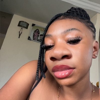 Yui’s Eternal Husband 🌂☔️ tweet media