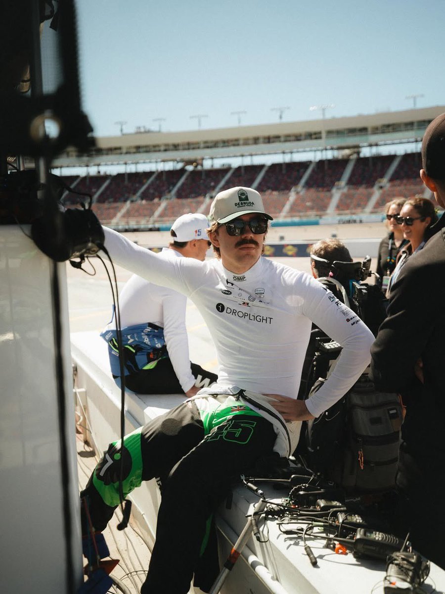 Louis Foster tweet media