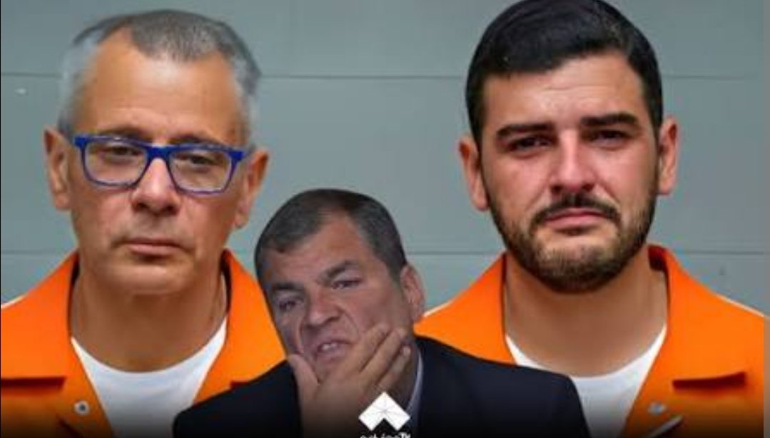 AQUILES ALVAREZ ... a minutos de ser TRASLADADO AL ENCUENTRO...

Se va a ENCONTRAR CON GLAS AL FIN

TE ESPERAN COBARDE RAFAEL CORREA

Al parecer <a href="/RC5Oficial/">Revolución Ciudadana</a> planea eliminar a Aquiles para que NO HABLE!