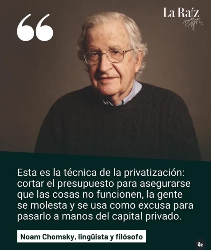 BhurLadera's tweet photo. @MtsPanama @rogelabra @Ismael___27 @fargote507 Cuándo se dañó el IDAAN? Cuando el Gurú llegó al poder y comenzó a hacer negocio con su agua embotellada. https://t.co/AAaF7FxC5K