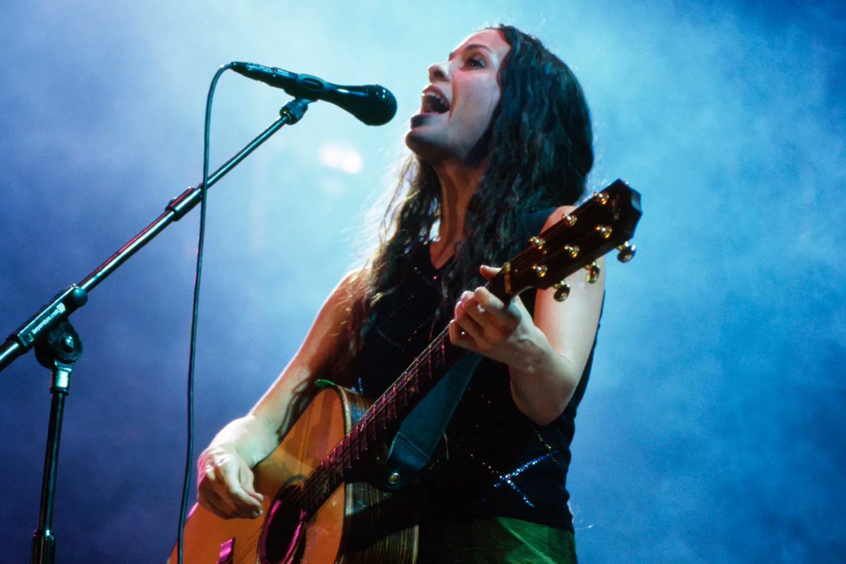 Panting Deer tweet media