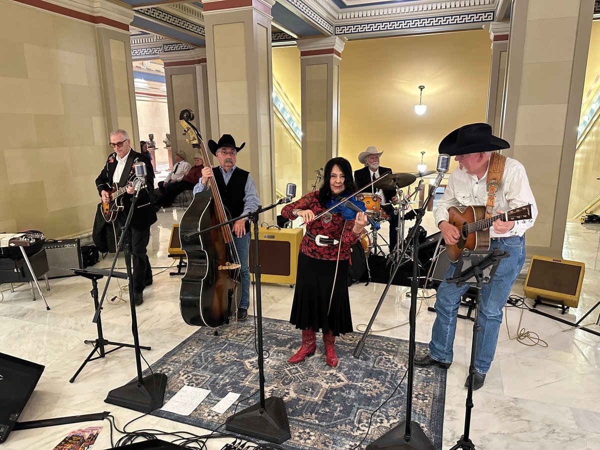 TravelOK.com tweet media