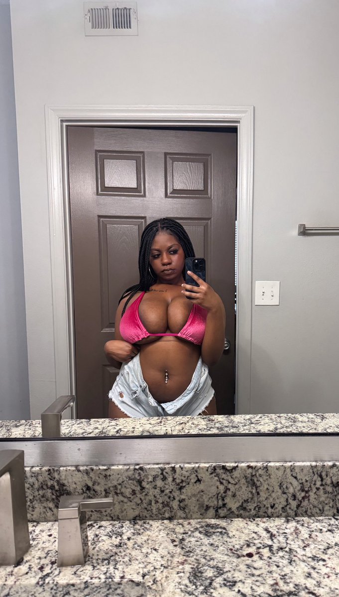 jayana 🏄🏾♀️ tweet media