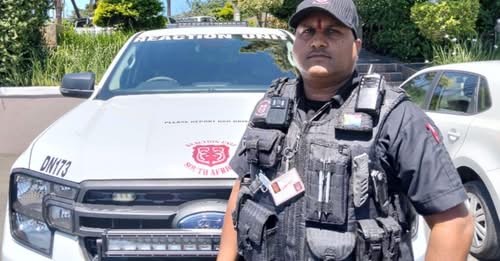 cbdoilRSA's tweet image. #securityreaction #SecuritySolutions #securitytraining 
REACTION Unit South Africa (Rusa) response officer, Nishal Deepnarain said there is no time to think twice when faced with a dangerous situation. 
 
"You cannot second-guess yourself, especially when someone is shooting at