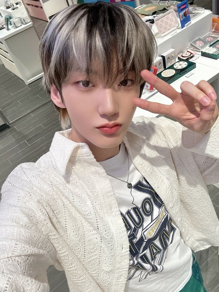 🐰🐺 tweet media