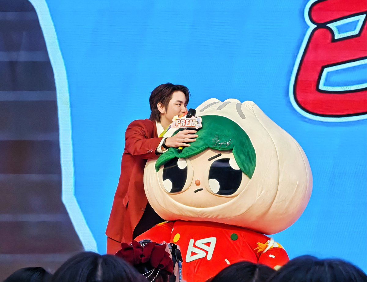 CrystalYaoyaoyao tweet media
