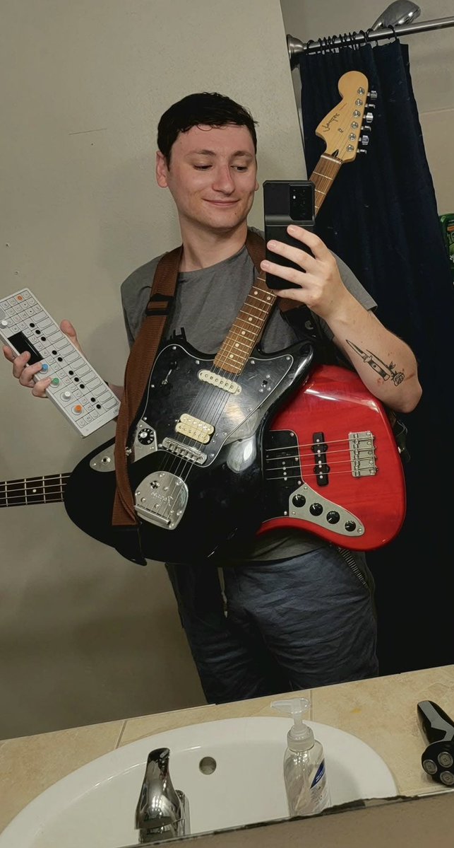 Kiwispeth ☦️💚 tweet media