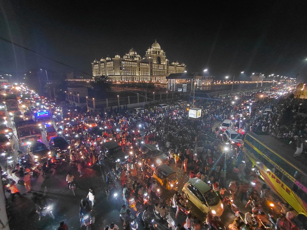 Deccan Chronicle tweet media