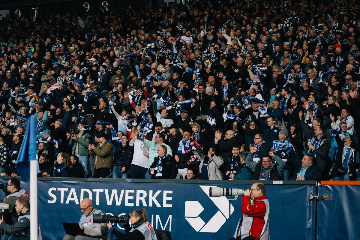 Alright then, who wants match photos from last night? Drop a name below for a pic! 📸👇

#meinVfL #BOCFCK