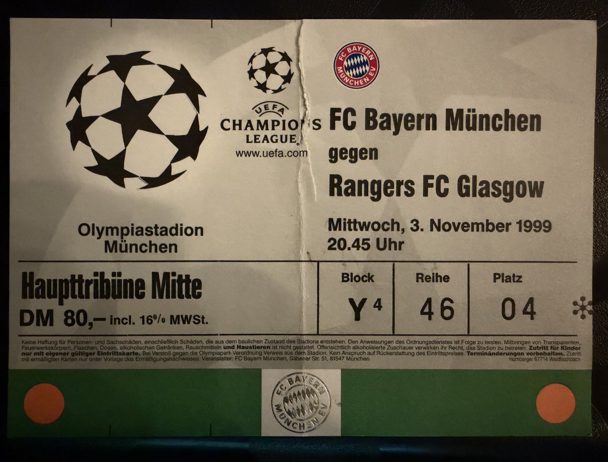 theracattack11's tweet photo. @90sfootball I remember that… I was watching that game live in the olympic stadium 💪🏽 https://t.co/gK04MMSaEE