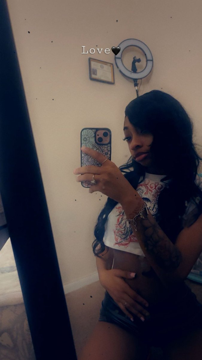 Je’nee🦋 tweet media