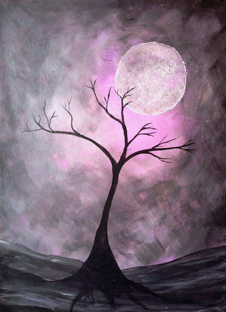 netrain92's tweet photo. These are my fiancée's paintings, help me convince her to continue painting https://t.co/fqorytz15x