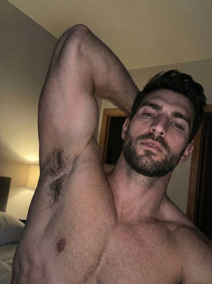 Master Alex tweet media