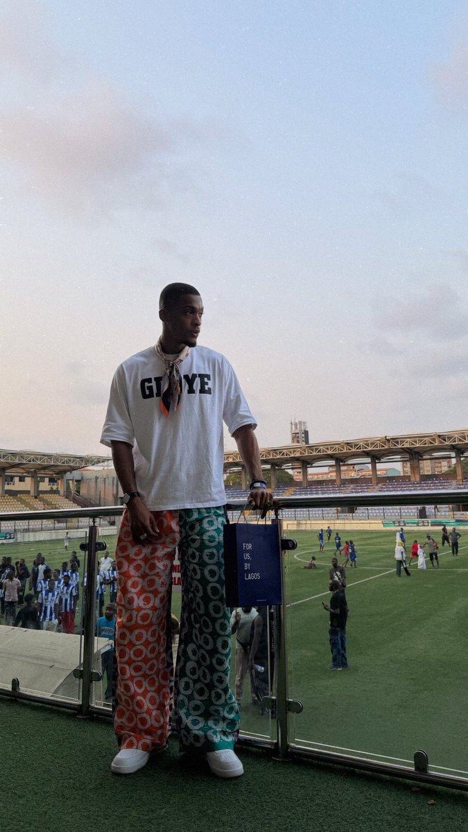groovymono's tweet photo. Sundays are for football ⚽️💖
Top: @HOOD95_ng https://t.co/PooEJhmUoF