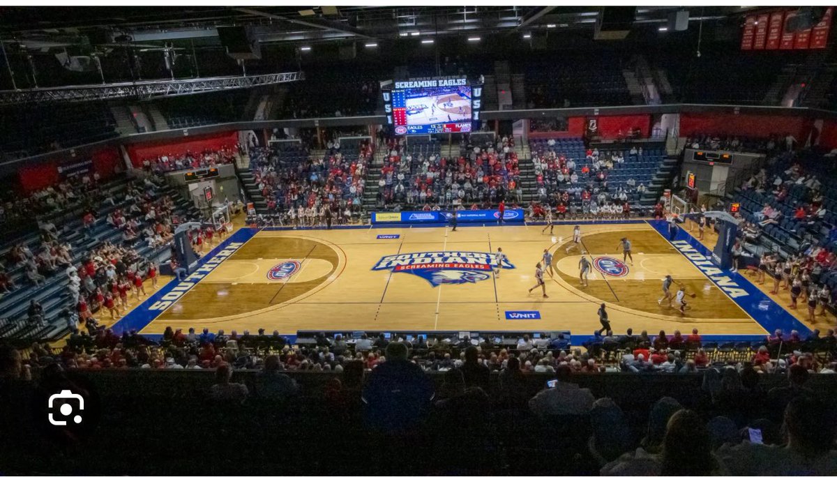kj_lamonte13's tweet photo. After a Great conversation with Coach Gouard I’m honored to receive an offer from The University of Southern Indiana! https://t.co/6KzFDI9Fyb
