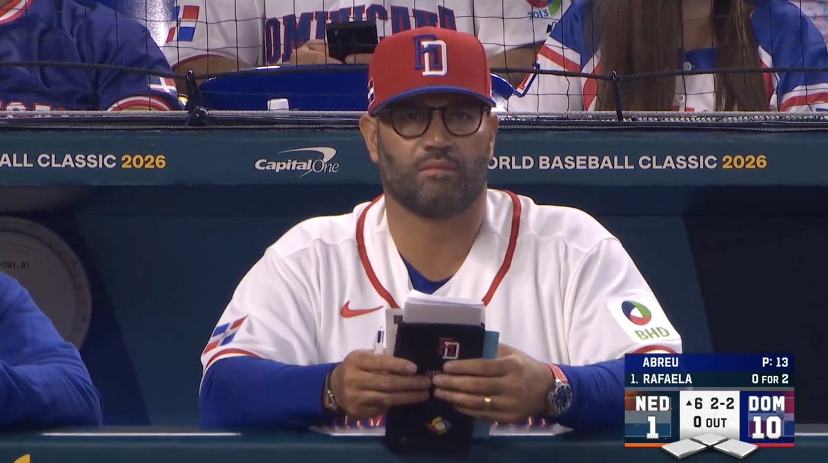 FOX Sports: MLB tweet media