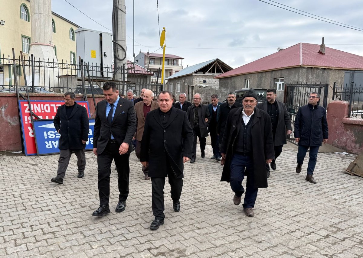 Ramazan ayının manevi atmosferinde İl Başkanımız Sn. <a href="/MelikEmre1/">Melik Emre</a> ve kıymetli teşkilat mensuplarımızla birlikte Bulanık ilçemize bağlı Sarıpınar Belediyemizi ziyaret ederek yürütülen çalışmalar, yatırımlar ve projeler hakkında karşılıklı istişarelerde bulunduk.

Nazik ev sahipliği