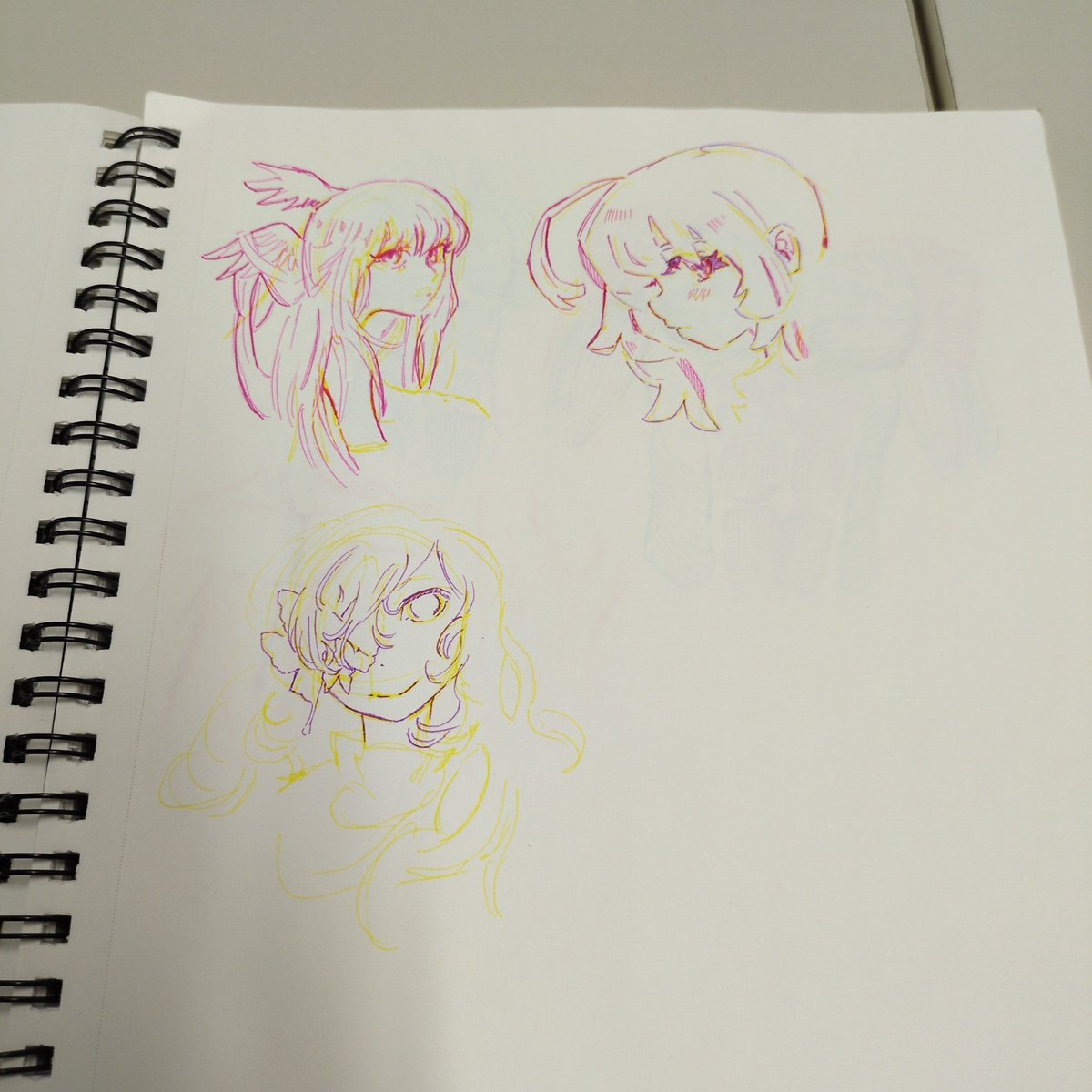 Redtea (commissions open) tweet media