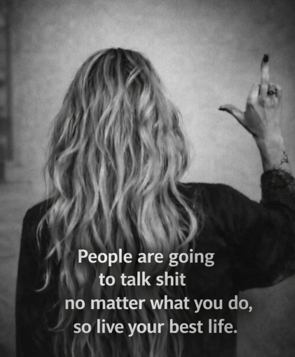 Stormynight667's tweet photo. No fucks 😜🖕🏻 https://t.co/rmKuCeCnT5