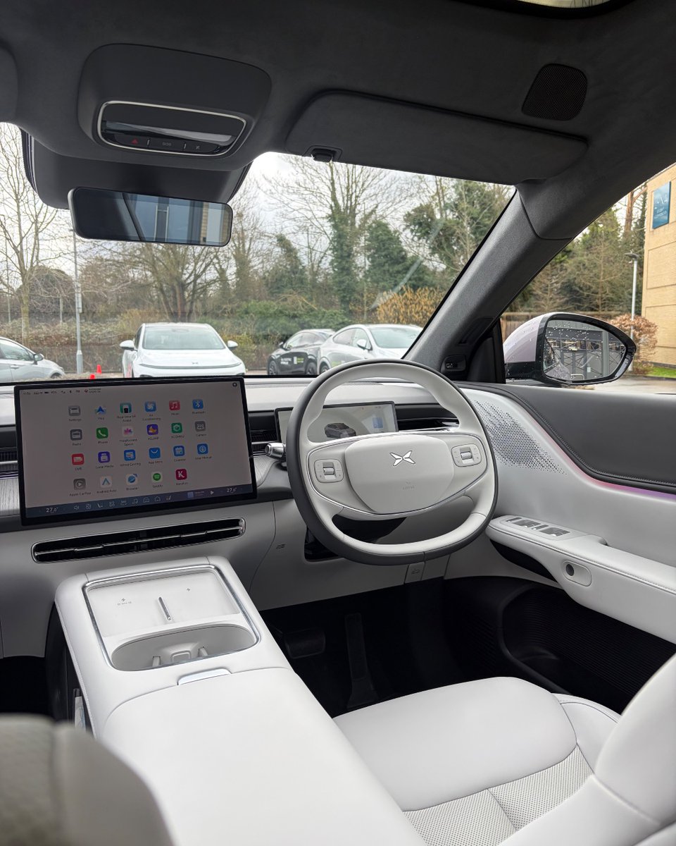 XPENG UK tweet media