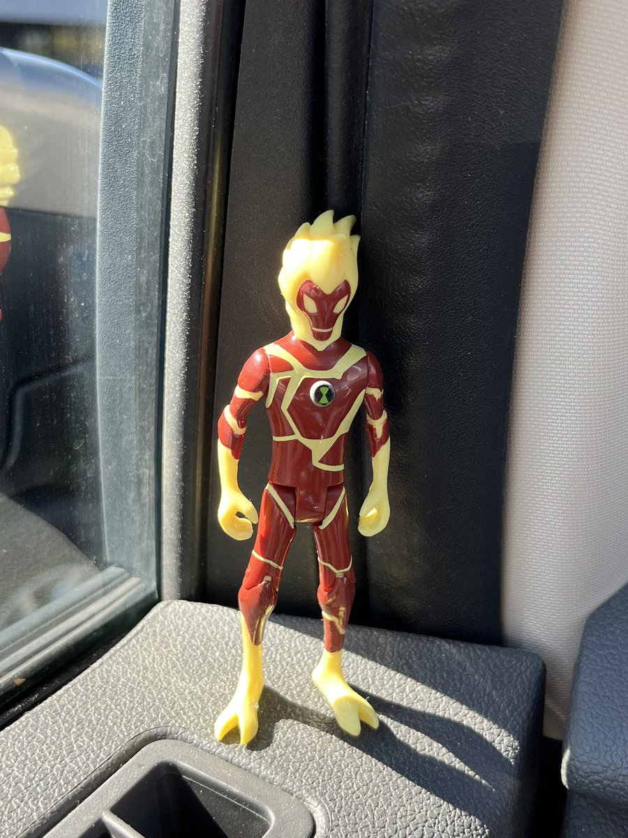 Ben 10 News tweet media