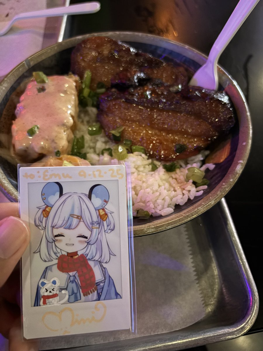 Lunch with a view 🩵 #mimimite