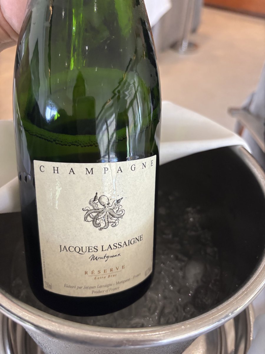 🤨🤌 tweet media