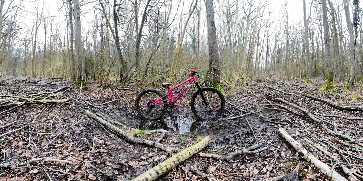 rrrooobbbppp's tweet photo. A Photo A Ride 2026 No.7
#photography #mtb #bike #mountainbike #cycling #insta360 #darktable #davinciresolve https://t.co/4qQSfb9553