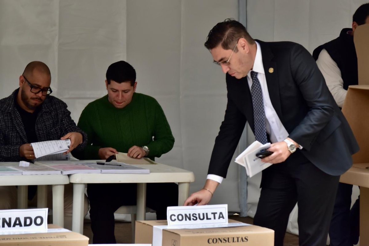 RevistaPoderLegislat tweet media