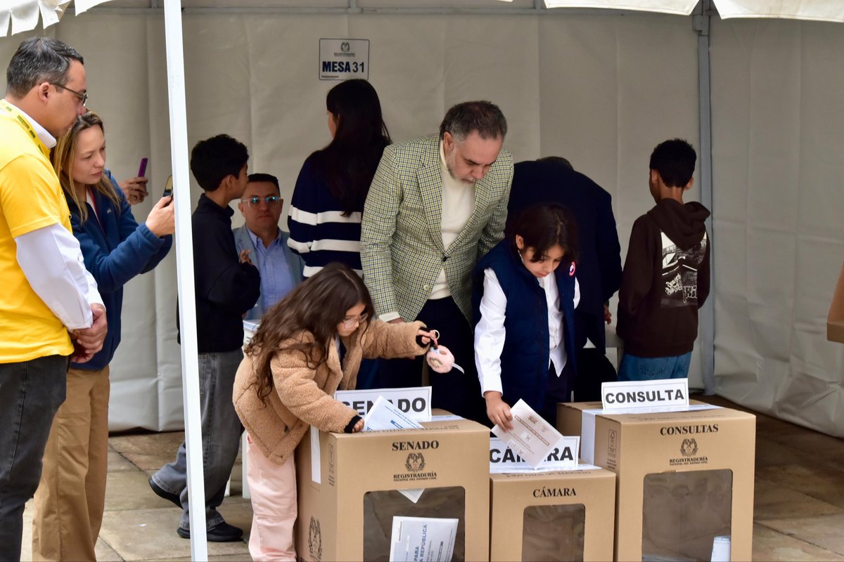 RevistaPoderLegislat tweet media