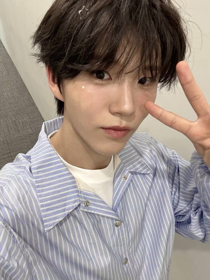 markiesu on fire🪽 tweet media