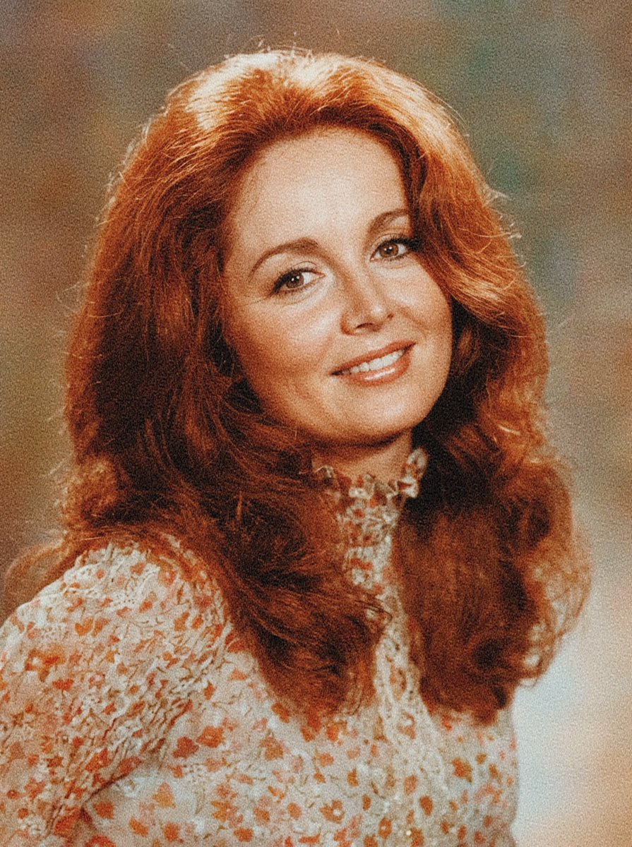 daysclassics's tweet photo. In honor of #InternationalWomensDay I’m celebrating the iconic women of Salem! ✨

I’ll be posting random photos of the legendary ladies of Days of our Lives throughout the day. 

3. Suzanne Rogers

#DAYS #daysofourlives #dool https://t.co/1iesib8JfE