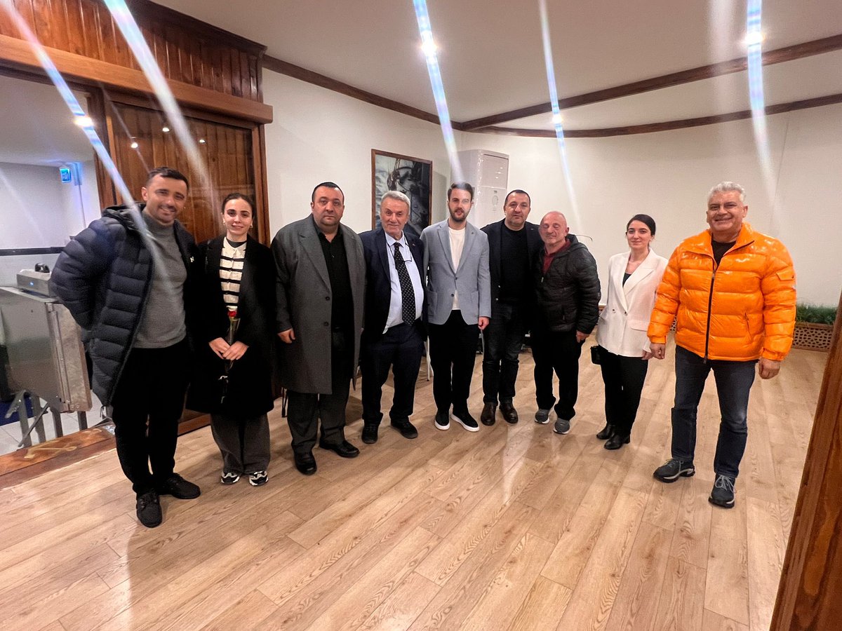 Sariyerimizin Şehidi Merhum Fatih Satırın Babası Turan Satırın vermiş oldugu iftar programına Mhp Sariyer Teşkilatı olarak olarak katılım sagladık,şehıdımıze allahtan rahmet diliyoruz.