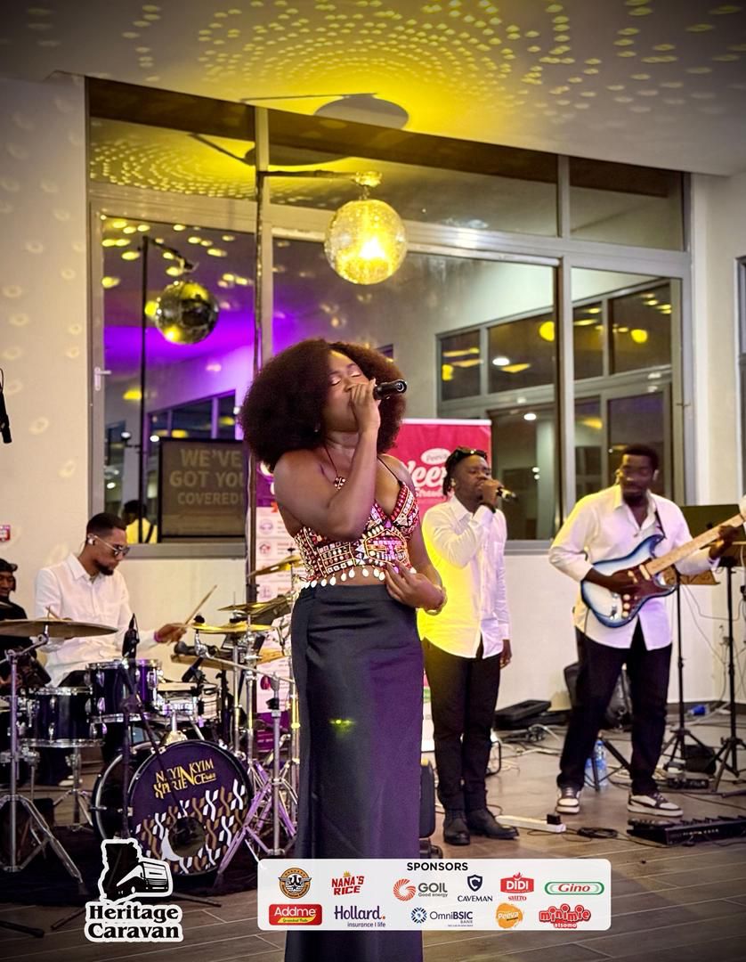 Citi973's tweet image. And then @nkyinkyim_ stepped in… and the whole place came alive! 😍🎶💃🏾 #Day7

…a thread 🧵

Sponsored by:  @minimieatsomo @GinoGhana @cavemanwatches @GOIL_Official @PeevaBeverages @NanasRice @ghanatourismGTA @HollardGhana Add Me groundnut paste, Didi Shito

#Day7