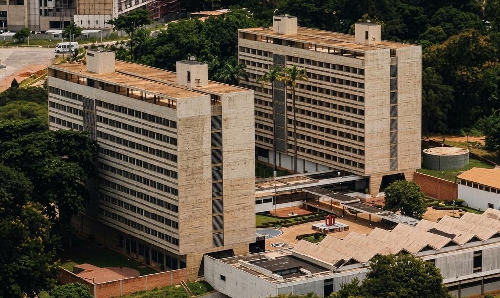 u4nor's tweet photo. Brutalism in Ghana 🧵

Unity Hall, Kwame Nkrumah University of Science and Technology https://t.co/YSZW9Gh6ox