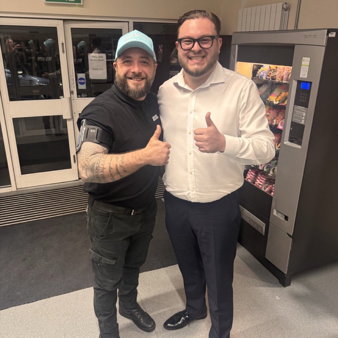 ReformDaily_'s tweet image. 🗳️Residents across Basildon Borough know they’re backing the right horse, says Cllr Sam Journet

With support growing on the ground, Reform is ready to deliver “positive change for the people, by the people”

Vote Reform UK in May 🇬🇧

#Basildon #ReformUK [@ReformUKSam]