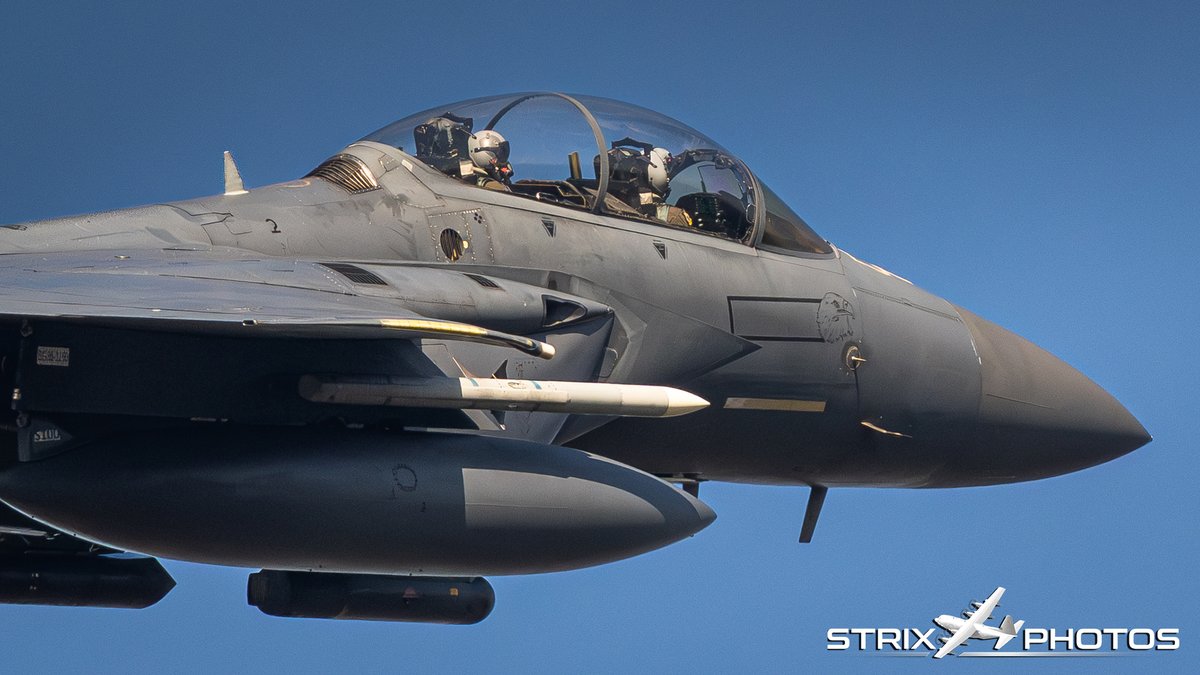 Strix Photos tweet media