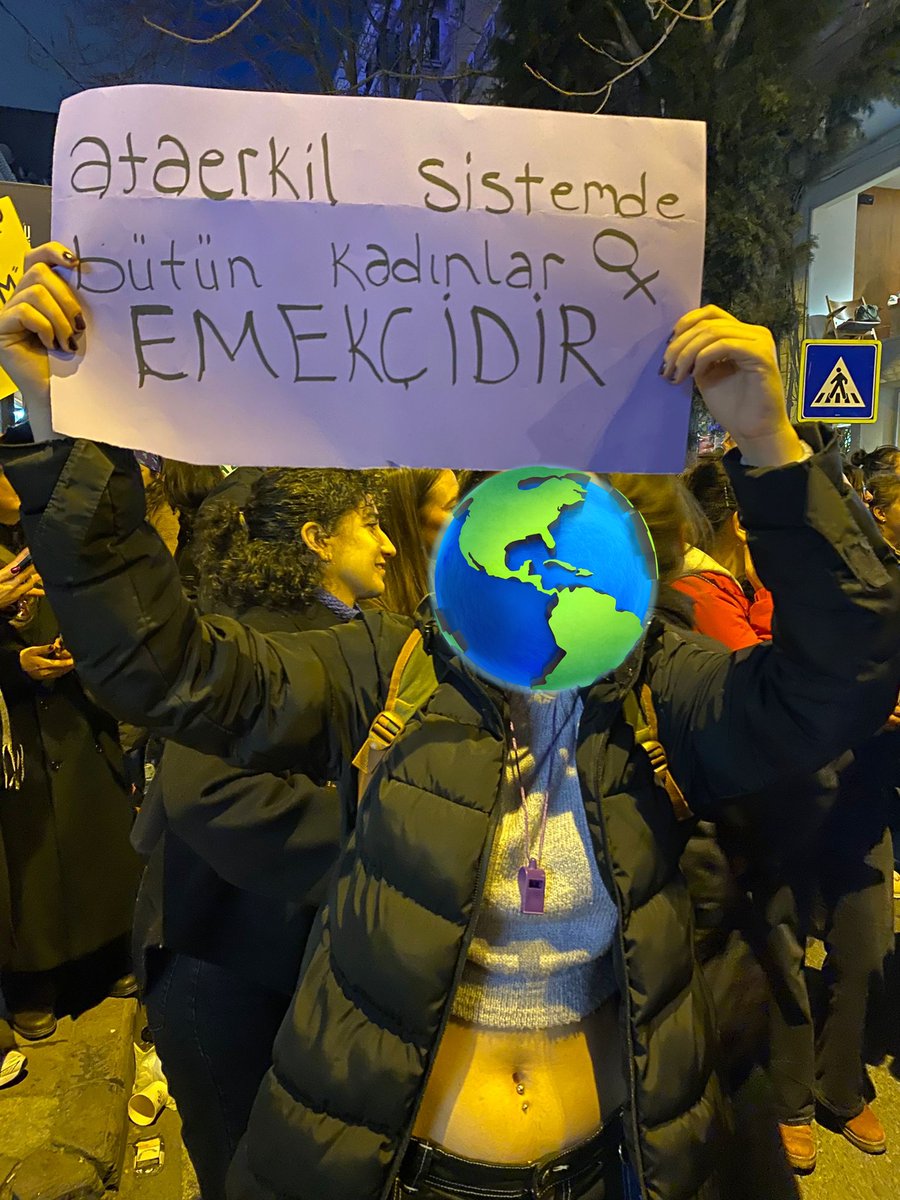 petun 😽 (@h0neyhunnitt) on Twitter photo 