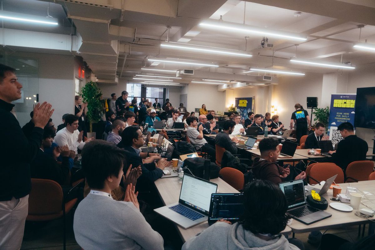 Arbitrum tweet media