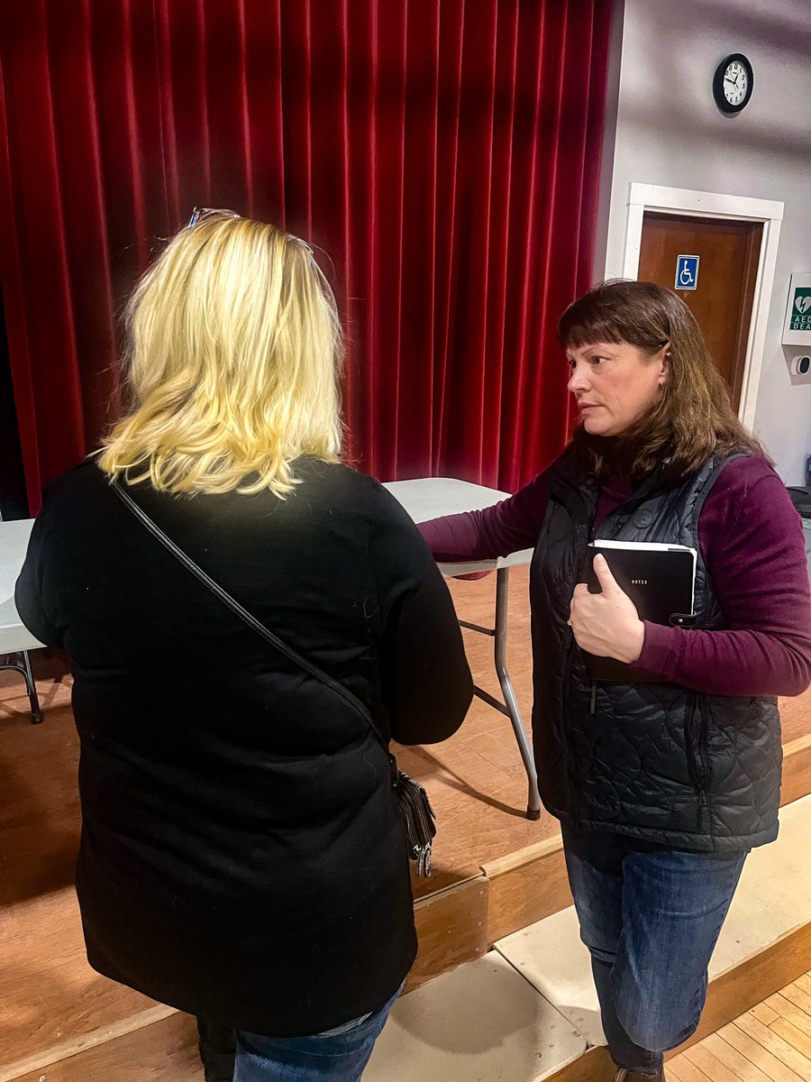 MFoxtonLF's tweet photo. Attended Sharbot Lake town hall Sat to hear residents’ concerns re Alto. The gravity &amp; impact on residents was heard loud &amp; clear. Community discussion was greatly appreciated. Thanks Councillor Nicki Gowdy! We can make a difference - keep sharing your concerns on the Alto site. https://t.co/aOfAoQixyb