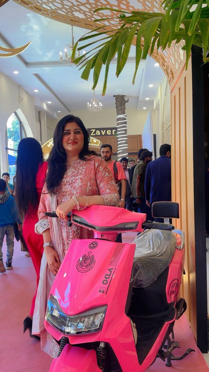 Ms_IshratHassan's tweet photo. کراچی
8 مارچ 2026

کراچی: پنک اسکوٹی فیز ٹو کی  افتتاحی تقریب مین پاکستان پیپلز پارٹی ضلع حیدرآباد عشرت حسن کی شرکت 

@BBhuttoZardari @sharjeelinam
@rawalsharjeel @MediaCellPPP

Everyone Follow Official Whatsapp Channel @IshratHassan5 
👇❤️👇❤️👇❤️👇❤️👇
https://t.co/WivH8DMqMs https://t.co/Dti3ng5S3T