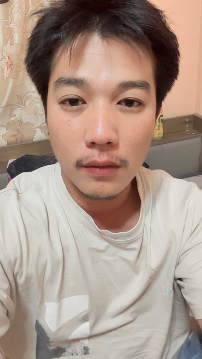 WWongmangam's tweet photo. เบื่อจัง https://t.co/nvYIh1Fg43
