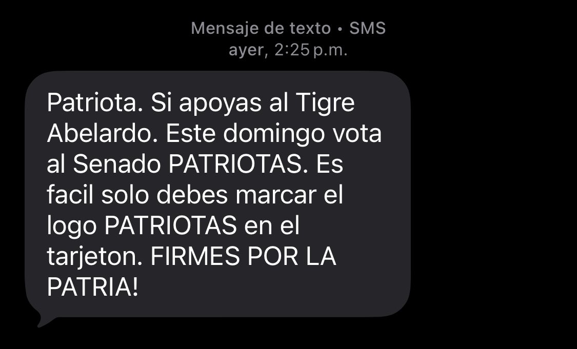 zeroluzzo's tweet photo. @TefaOstios @KatheMirandaP @DELAESPRIELLAE también hace lo mismo https://t.co/cUMew4nlYR