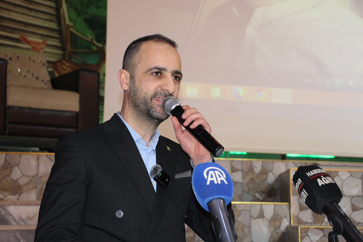 📍Batman Milletvekilimiz ve Parti Sözcümüz sayın Serkan Ramanlı beyefendi İl Teşkilatımız tarafından organize edilen iftar programına iştirak etti.

Programımıza katılan kıymetli STK Temsilcileri, Akademisyenler, Kanaat Önderleri, basın mensupları ve halkımıza teşekkür ederiz.