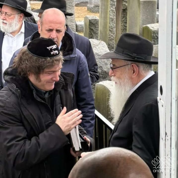 Argentina’s President Visits the Ohel After Carlson Invokes Him in Online Conspiracy ift.tt/exm1JKP